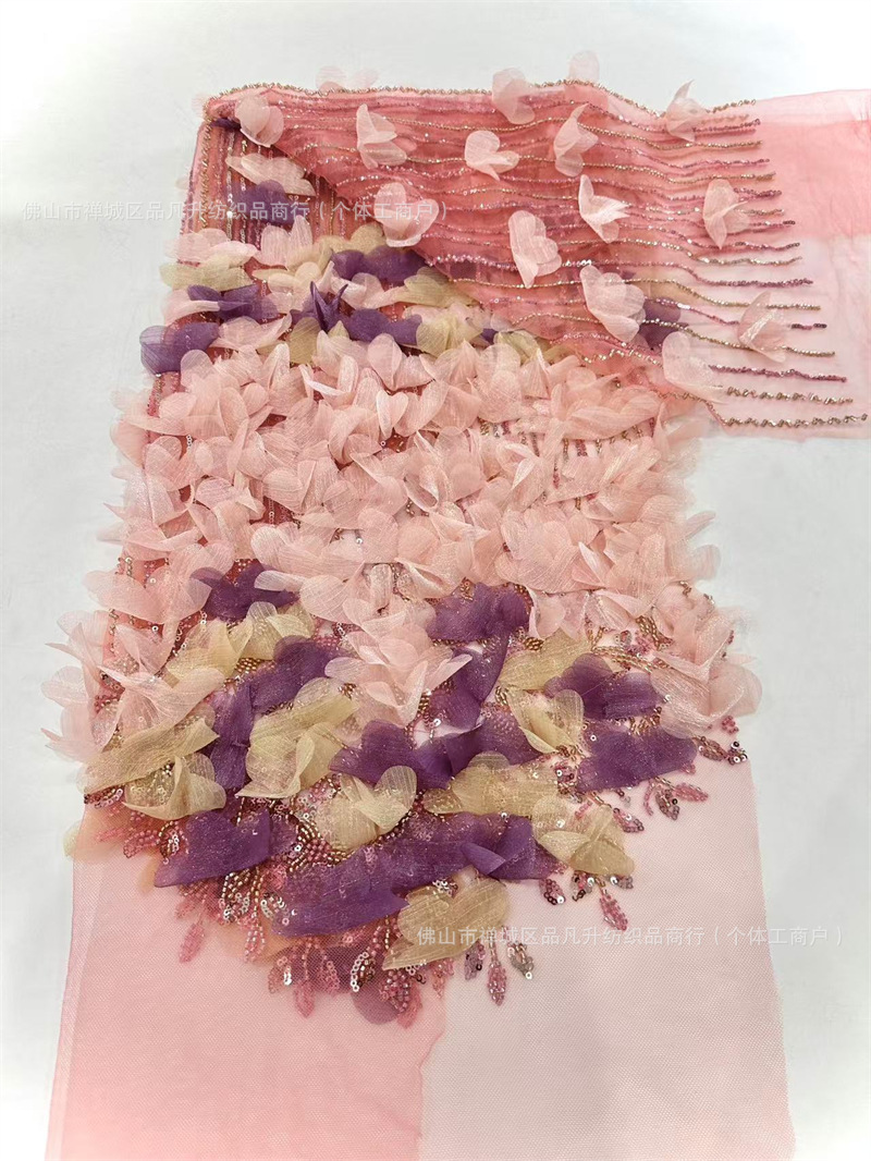 Modas de alta definición tridimensional flores vestidos de cinturón de diseño femenino nicho vestido romántico tejido bordado
