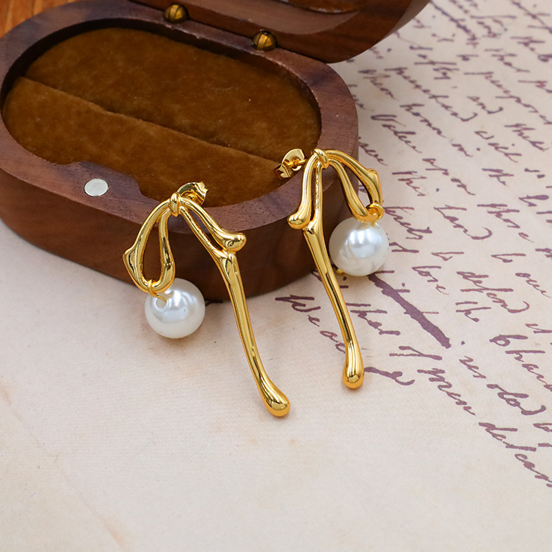 Geometric design creative earrings