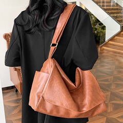 復古油皮簡約純色斜挎包托特包大容量休閒旅行包時尚通勤百搭單肩