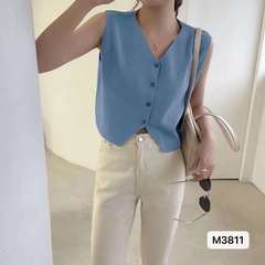 Summer 2023 new style solid color outer knitted vest retro small all-match V-neck vest top for women