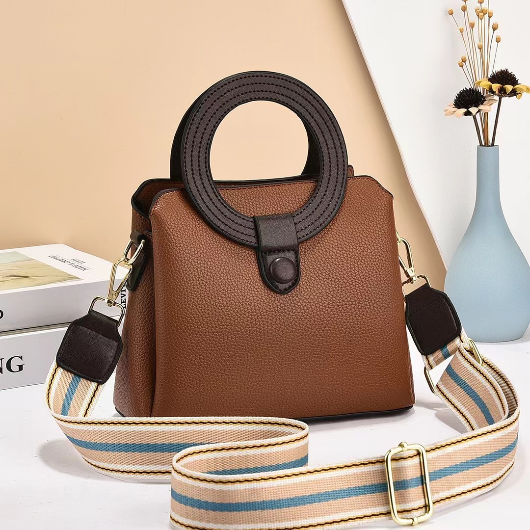 Directo de fábrica textura elegante mamá nuevo estilo nuevo hombro bolsa de mensajero bolso de la señora bolsa tendencia de la moda