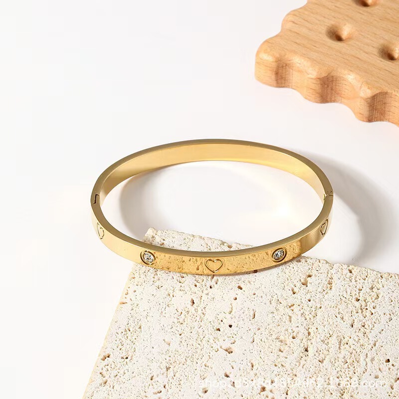 Cross-border Stainless Steel Love Diamond Ring Bracelet Light Luxury Simple Opening Buckle Design Bracelet Factory Outlet