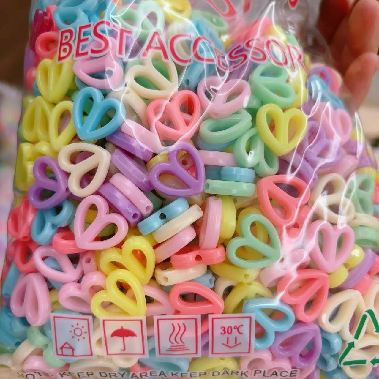 2025 Nuevas cuentas de cabello baratas en bolsa nuevas cuentas de plástico de color primavera diy gran agujero image 9