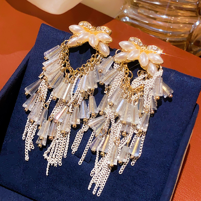 Oro real arco de perlas de aretes