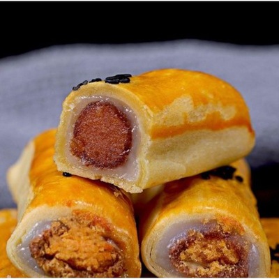 Moon cakes Mei Niang Yolk Sandwich Dried meat floss roll Office snacks Red bean dried meat floss Cakes and Pastries