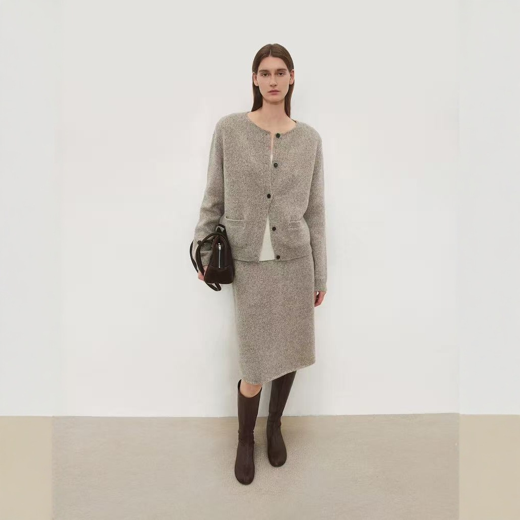 Joc Luxurious Soft Nude Feel Floral Wool Yarn Vtg Thick Knit Handmade Crochet Edge Cardigan/Skirt Set Women's Wool Knitwear