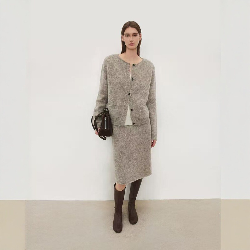 Joc Luxurious Soft Nude Feel Floral Wool Yarn Vtg Thick Knit Handmade Crochet Edge Cardigan/Skirt Set Women's Wool Knitwear