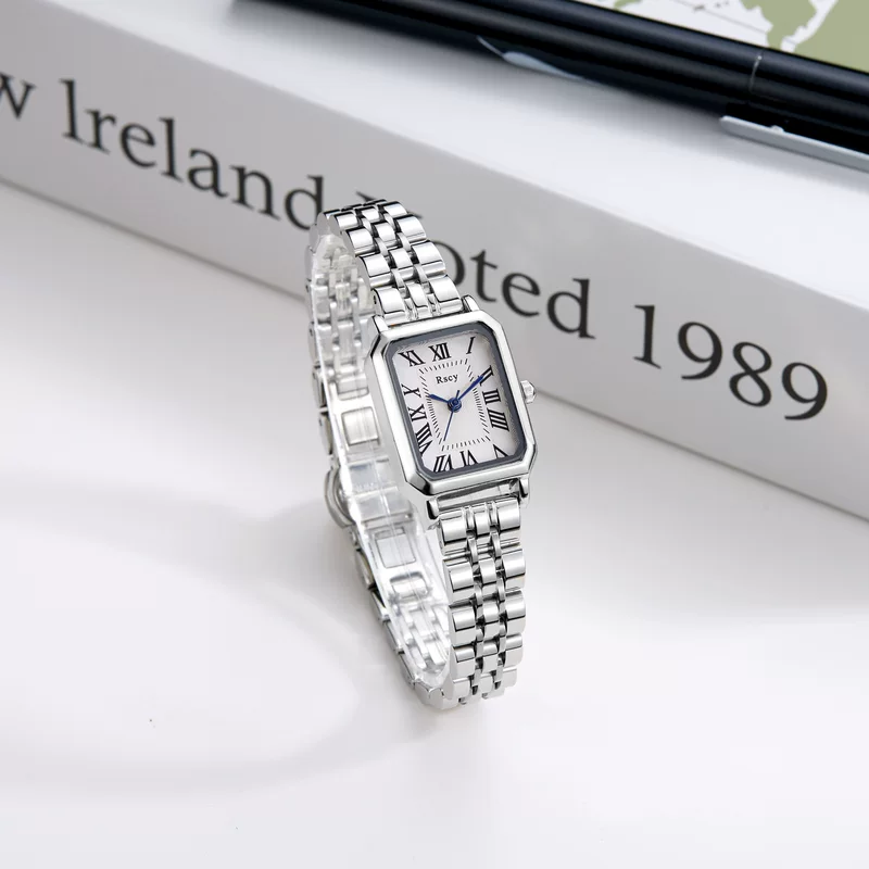 Retro Watch with Strap, Light-Luxury Student Style, Compact 18 cm, Multiple Dial Colors