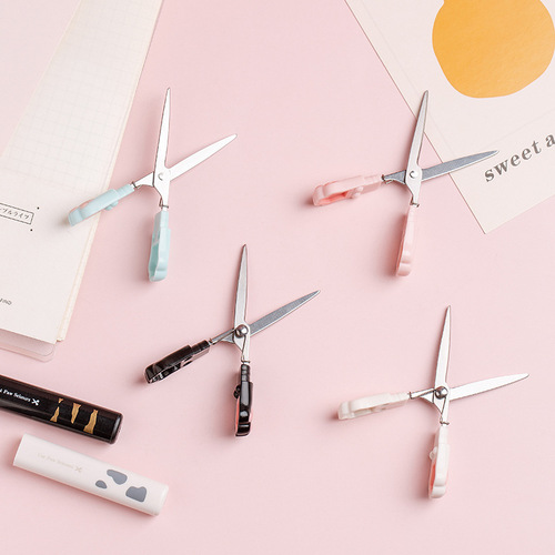Sky high cat claw scissors cartoon mini portable small scissors children's handmade special paper cutting pen type scissors wholesale
