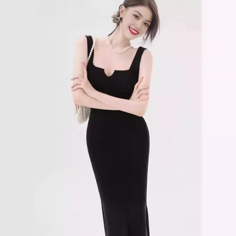 2024 Black Lunch break slim-fit French hip knitted dress long new Chinese style improved inner knitted skirt