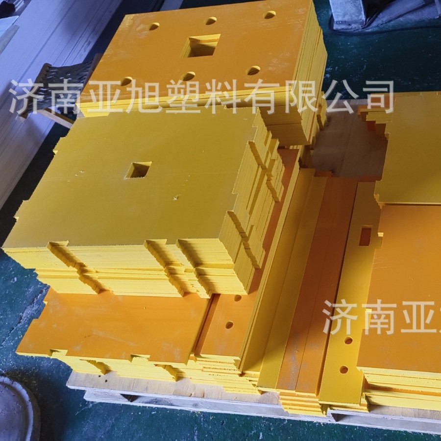 pvc发泡板雪弗板雕刻图形 高密度硬质雕刻无毛刺阻燃美观白色彩色