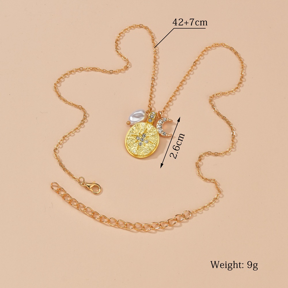 Retro Star Moon Oval Imitation Pearl Alloy Inlay Rhinestones Unisex Pendant Necklace display picture 1