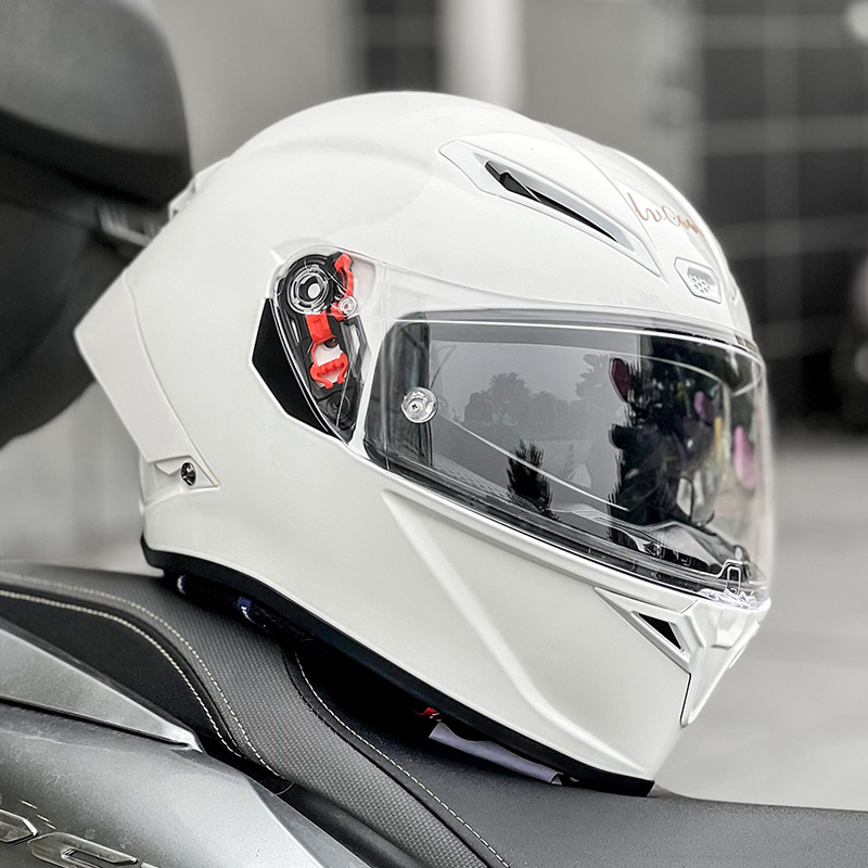 Casco de motocicleta femenino lindo coche eléctrico casco completo motocicleta lazo explosión de sonido niña de alto valor luz de luna blanca otoño e invierno