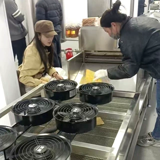 煎饼果子薄脆油炸机 香酥薄脆油炸线带风冷机 链条式薄脆油炸机