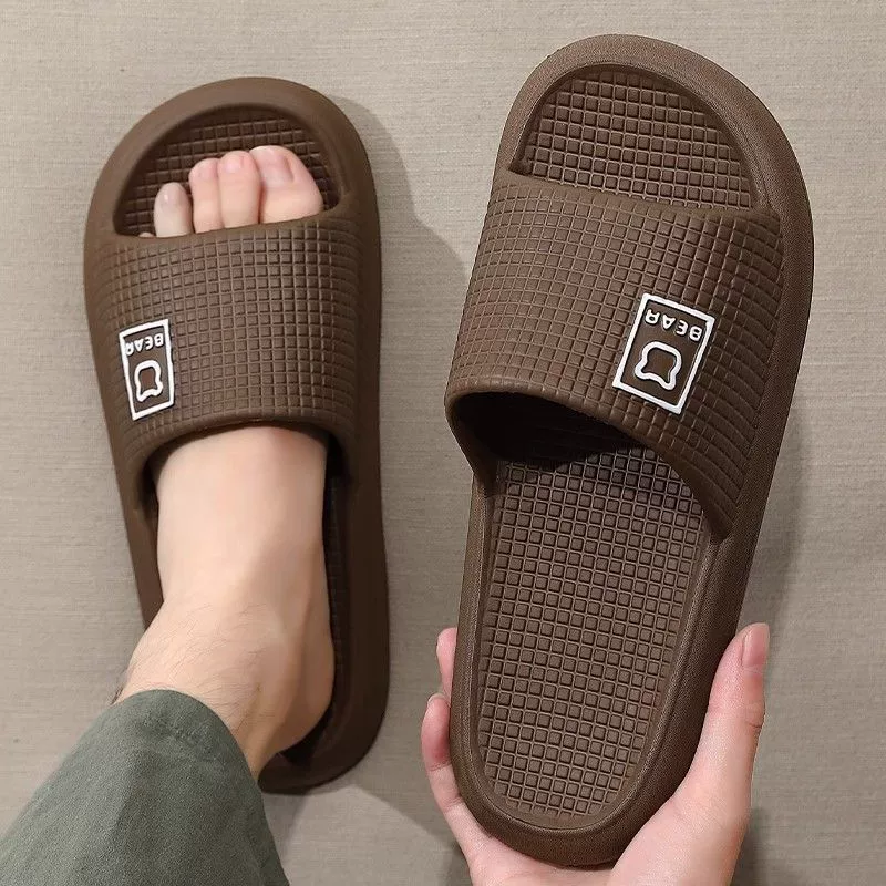 Мужские летние домашние тапочки с толстой подошвой, антискользящие, для ванной, парные, новые 2025 года, с антизапахом для лета.