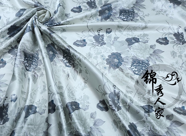 tela de seda impresa de flores tela de seda ropa antigua tela de prenda de ropa china tela de impresión de flores de plantas DIY