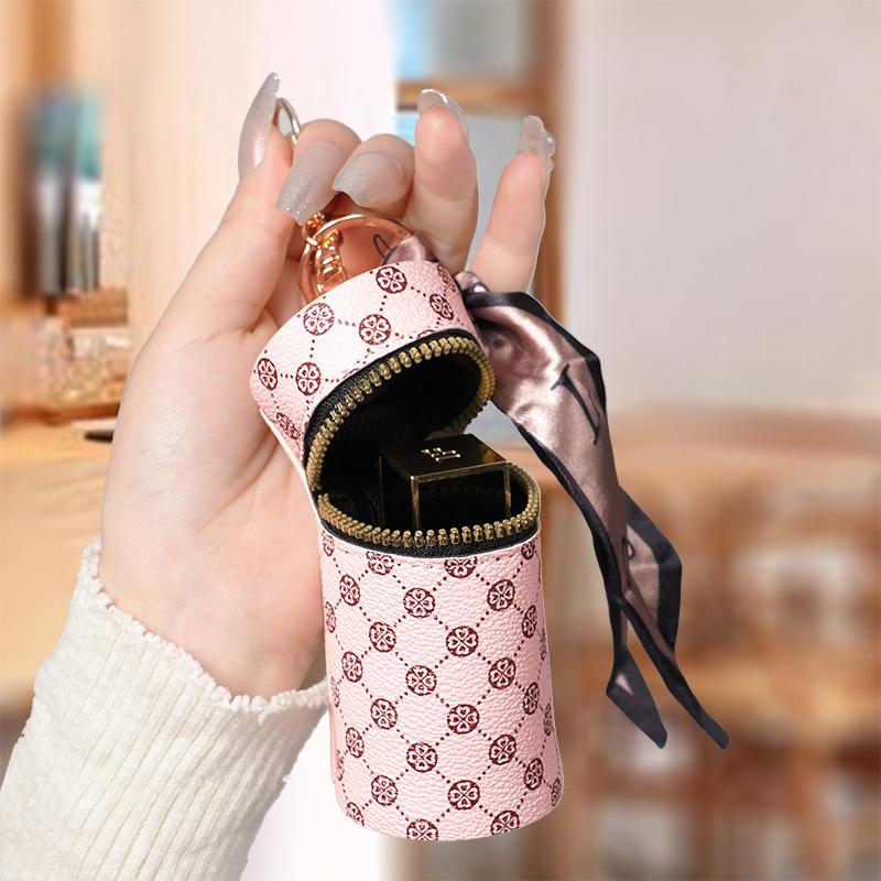 High Luxury Coin Purse Pendant Earphone Bag Lipstick Mini Keychain Bag Vintage Bucket Mouth Red Envelope Simple Pendant Now