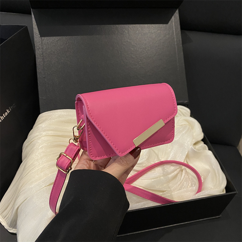 Mini Fresh and Stylish Cherry Fashion Women's Bag, Summer 2025 New Trendy Niche Crossbody Bag, Chic and Sweet Small Square Bag