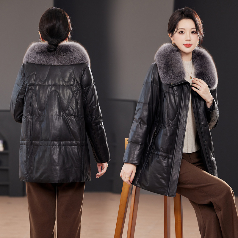 Genuine Leather down Jacket Women's Mid-Length 25 Winter New Style Detachable Fox Fur Collar Middle-Aged Elegant Goatskin Jacket Genuine Leather down Jacket Women's Mid-Length 25 Winter New Style Detachable Fox Fur Collar Middle-Aged Elegant Goatskin Jacket