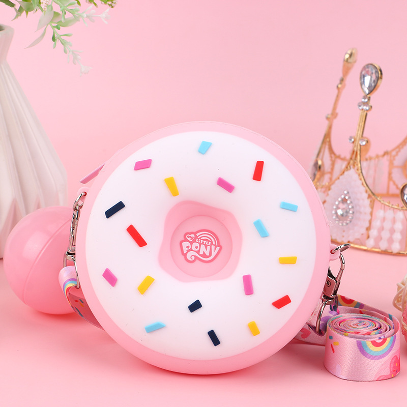 Little Pony Girl portable mini coin purse fashion cartoon portable bag TikTok online Red live wholesale Little Pony Girl portable mini coin purse fashion cartoon portable bag TikTok online Red live wholesale