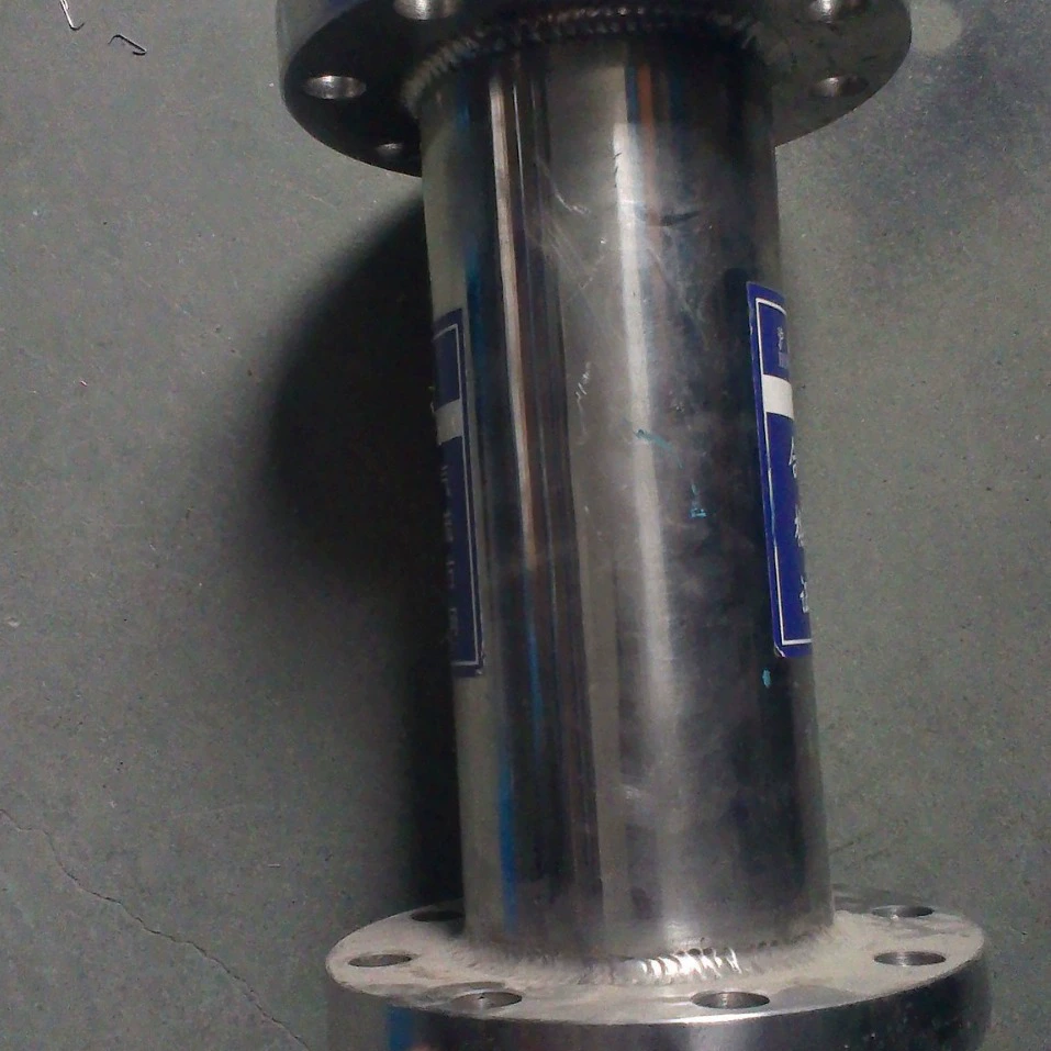 Производство фланцевого блокатора высокого качества, блокатора пламени из нержавеющей стали, блокатора газопровода из нержавеющей стали.