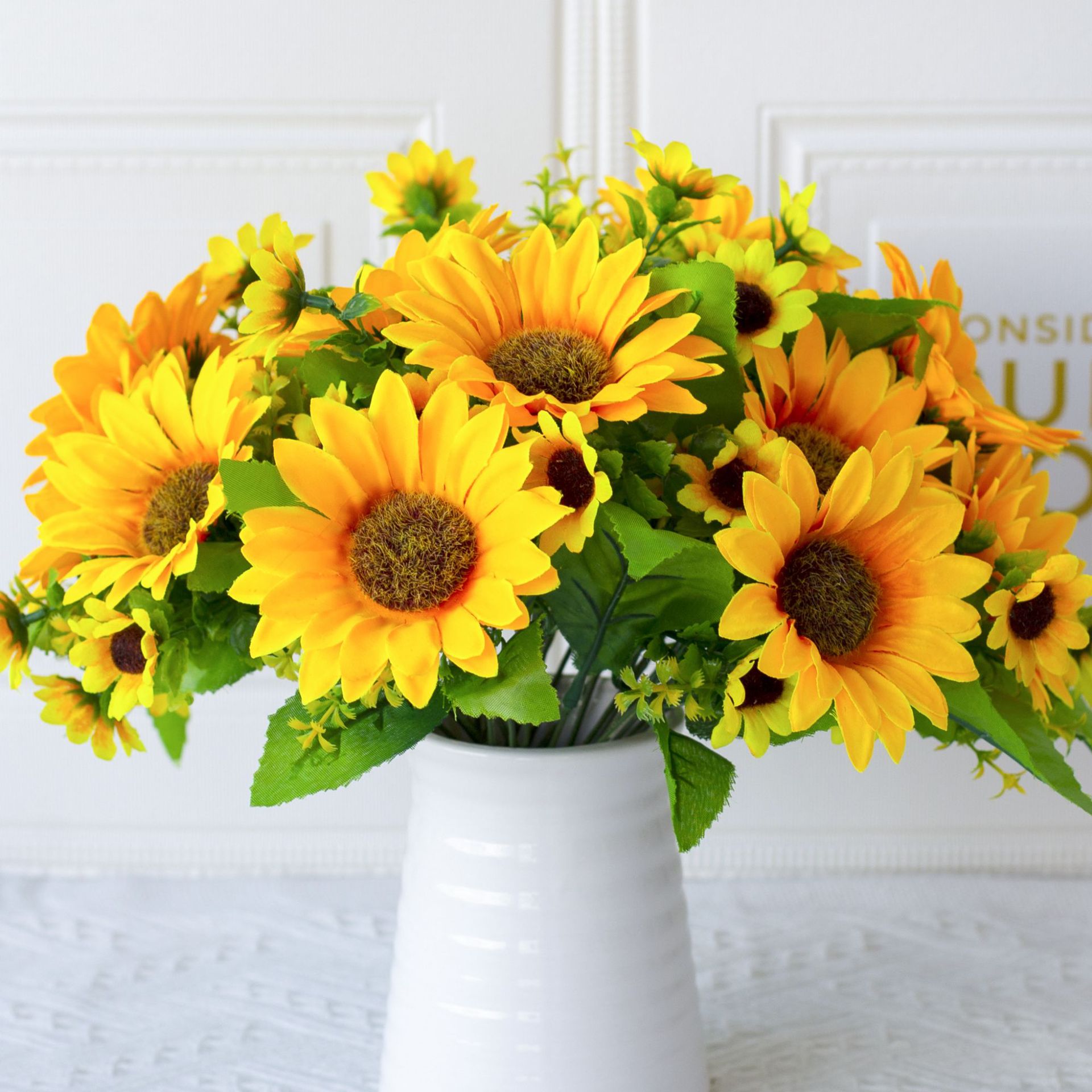 Sunflower 4-Head Sun Chrysanthemum Artificial Flower Sunflower Wholesale Home Decoration Layout Props Manufacturer Silk Cloth