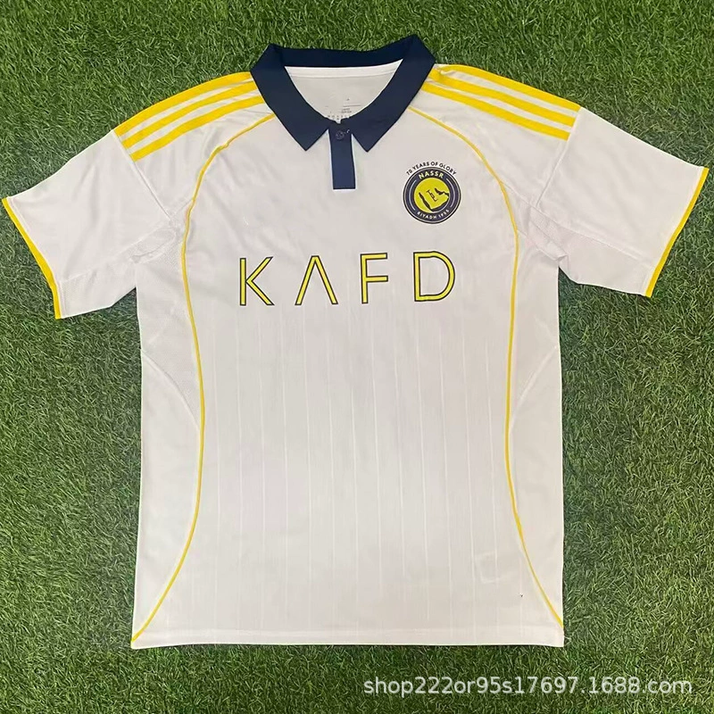 Футбольная форма Blue Cross Chivas Aston Villanovokusen Feyenoord Notts Forest свитер/майка?