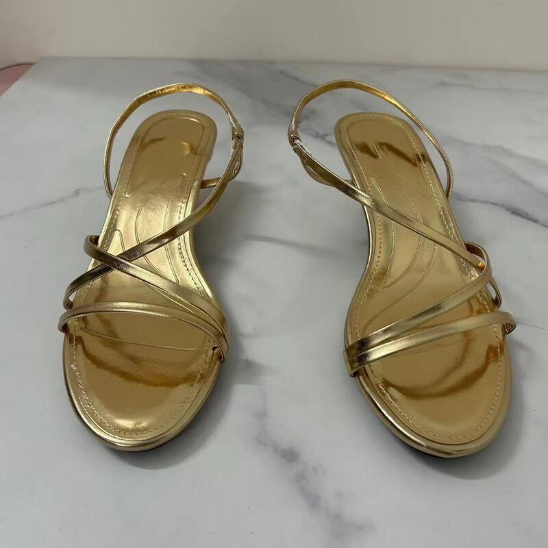 2025 New Summer Korean Style Fashionable Cut Out Mid-Heel Sandals Star Style Stiletto Women's Shoes