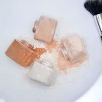 Трансграничное Специально для банановой пудры 4 цвета матовый косметический порошок для контроля масла долговечного сыпучего порошка