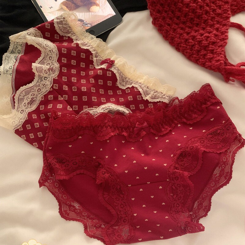 Senriheye Red Underwear for Women in Their Zodiac Year, 10A Antibacterial Pure Cotton Crotch, Pure Desire Lace Trim Women's Briefs Senriheye Red Underwear for Women in Their Zodiac Year, 10A Antibacterial Pure Cotton Crotch, Pure Desire Lace Trim Women's Briefs