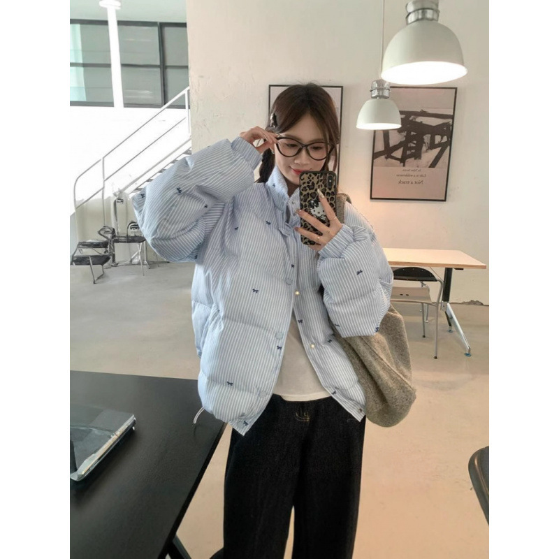 2025 Winter New Cotton Jacket for Women, Korean and Japanese Vibe Style, Striped Bow, Versatile Thick Coat, Live Export 2025 Winter New Cotton Jacket for Women, Korean and Japanese Vibe Style, Striped Bow, Versatile Thick Coat, Live Export