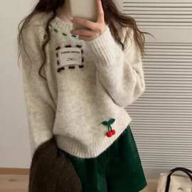 韩系贴布字母上衣绣花毛衣女秋冬慵懒风宽松百搭外穿樱桃针织衫