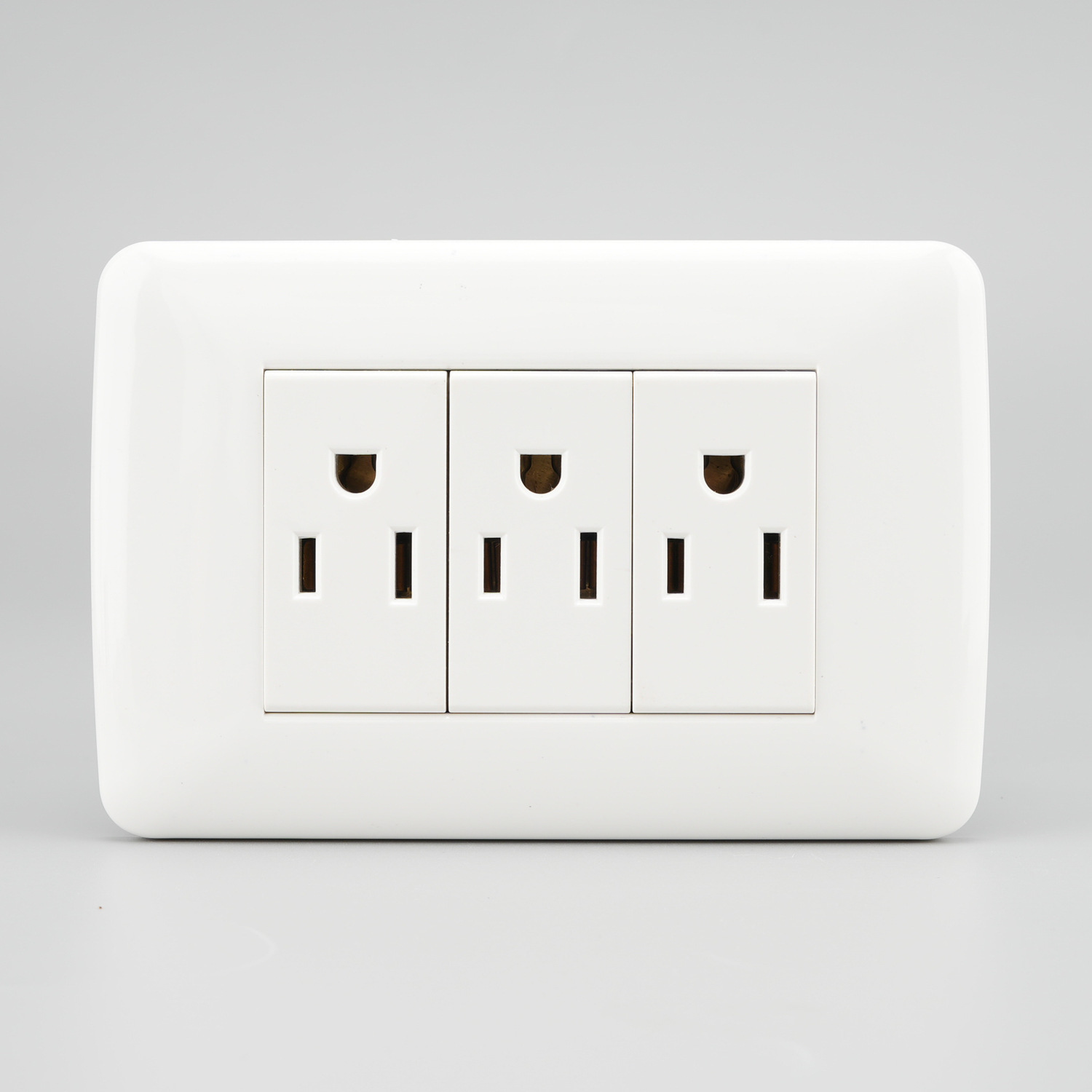 2024 Nuevo estándar estadounidense y europeo México Colombia Perú Venezuela lámpara eléctrica enchufe de pared