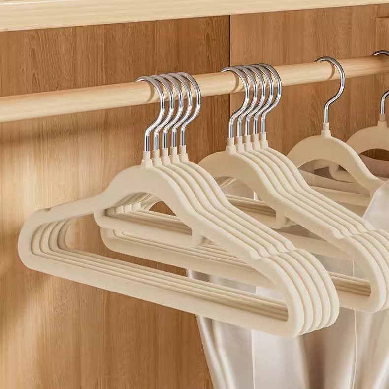Flocked Hangers for Hanging Clothes, Seamless, Anti-Shoulder Angle, Non-Slip, No Bagging, Clothes Drying Support, Organizer, Dual-Use for Dry and Wet, Household Use