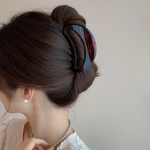 ��ʽ�߼������~�AŮ���ď͹Ś��|���X�ױP�lץ�A��̖�l�A�^�