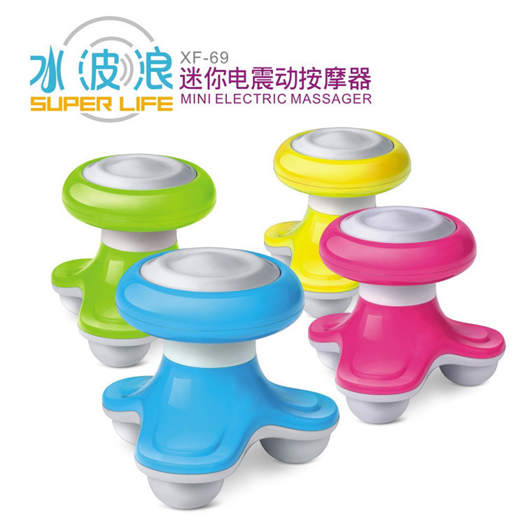 Ola de agua pequeño masajeador triangular MINI eléctrico vibración eléctrica de tres patas mini masajeador de mano fábrica