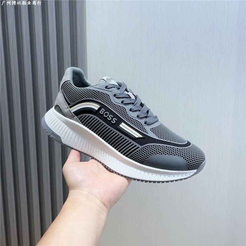 2025 new men's athletic shoes, European style, fashionable and comfortable, breathable mesh casual shoes, men's thick-soled dad shoes