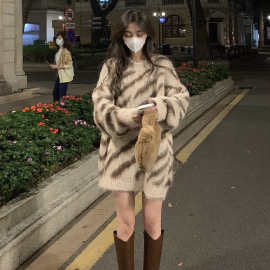 中长款水貂绒条纹毛衣女宽松外穿慵懒风2025秋冬新款针织衫上衣潮