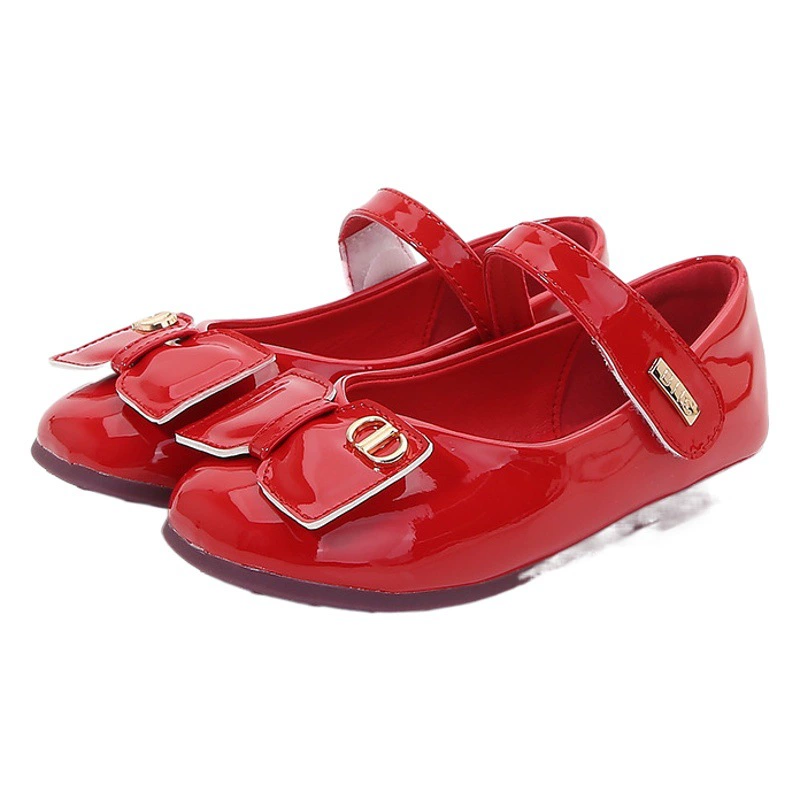 Красные маленькие кожаные туфли для девочек и детей. Весна 2024, новые маленькие туфли на плоской подошве со знаменитостями в Интернете, маленькие и средние детские туфли принцессы на мягкой подошве.