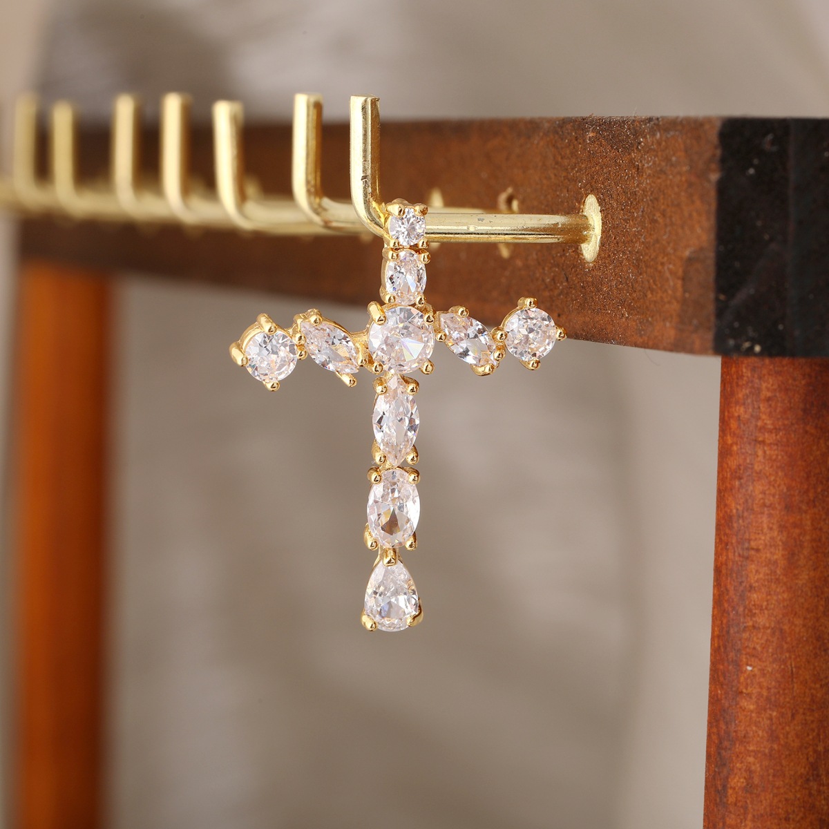 그림과 같이 십자가 - 5