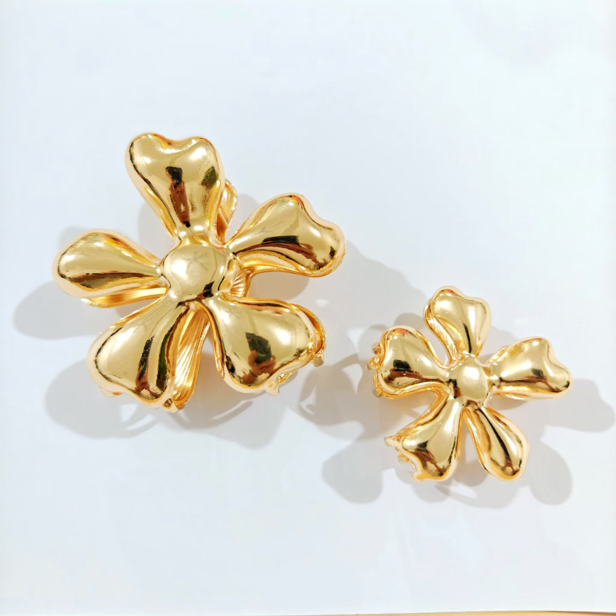Holiday, Daily Occasion Simple Style Women's Flower Zinc Alloy Plating Hair Clip
