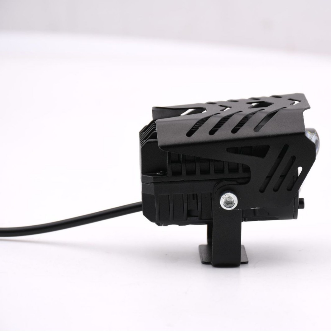 Auto y motocicleta general Led Spotlight de alta potencia 45w cañón láser blanco y amarillo de dos colores superbrillo concentrado luz de barra delantera de vehículo todoterreno image 2