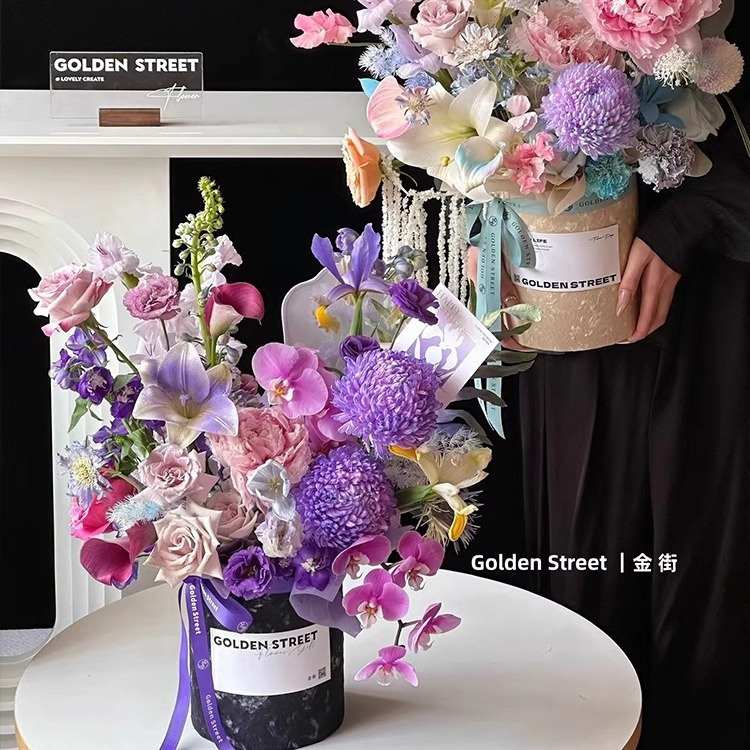 鲜花抱抱桶圆形璀璨星空桶伴手礼品包装盒花束插花盒鲜花礼盒