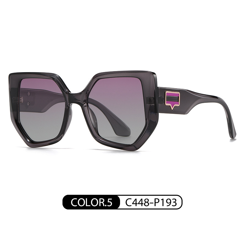 En stock nuevas gafas de sol de moda de las mujeres marca de moda gafas de sol polarizadas a prueba de rayos UV ultra-luz TR7565 gafas de sol al por mayor