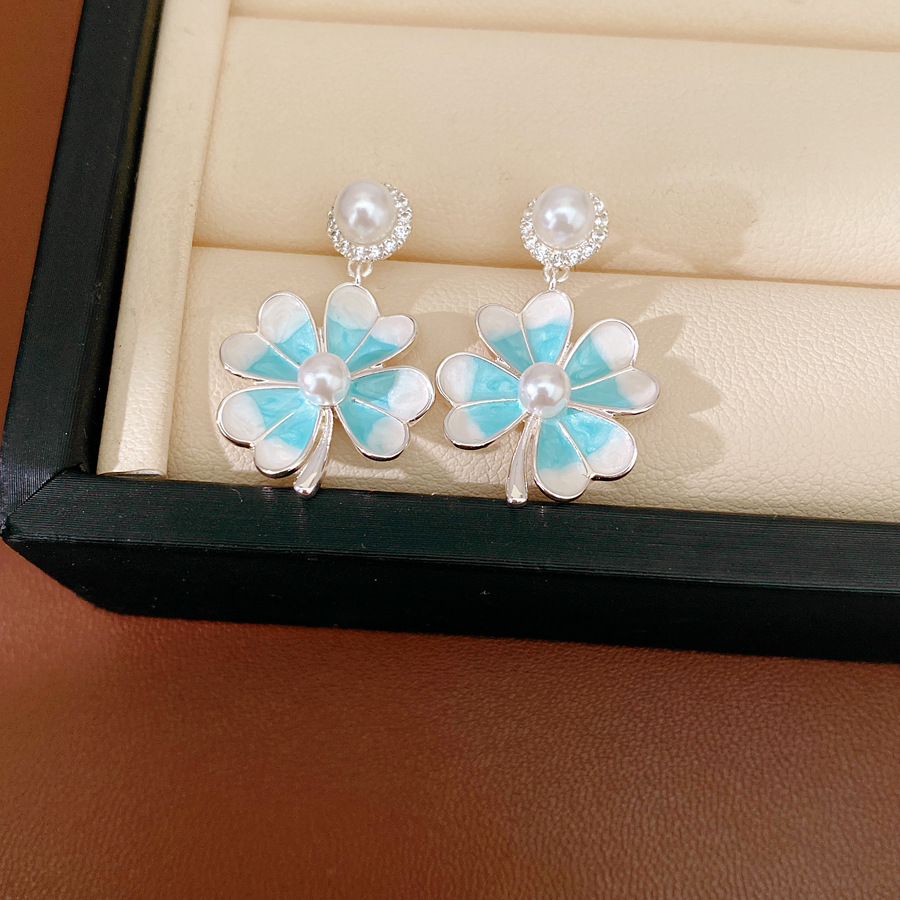 Aguja de plata zircon goteo de aceite hierba afortunada flores azules perlas pendientes de perlas temperamento dulce pendientes de lujo ligero de alta calidad pendientes image 7