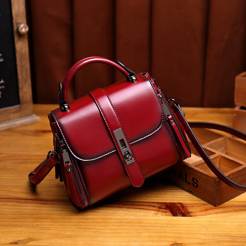 Women's Small Square Shoulder Bag Genuine Leather Retro Elegant Handbag Crossbody Bag Fashionable Small Square Bag - Thumbnail 7