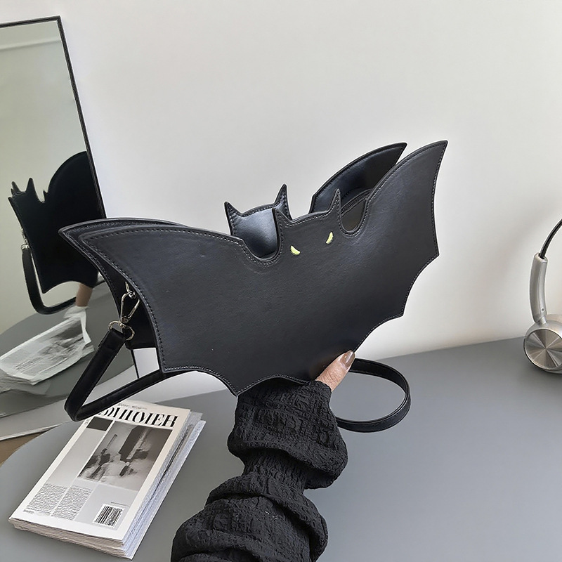 Halloween Bat Small Bag 2025 New European and American Fashion Fun Stylish Versatile Shoulder Crossbody Bag Armpit Bag