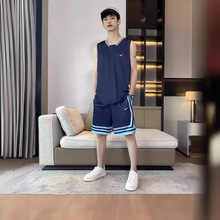 篮球服夏季韩版运动背心套装男大码男装纯色冰丝无袖T恤速干短裤