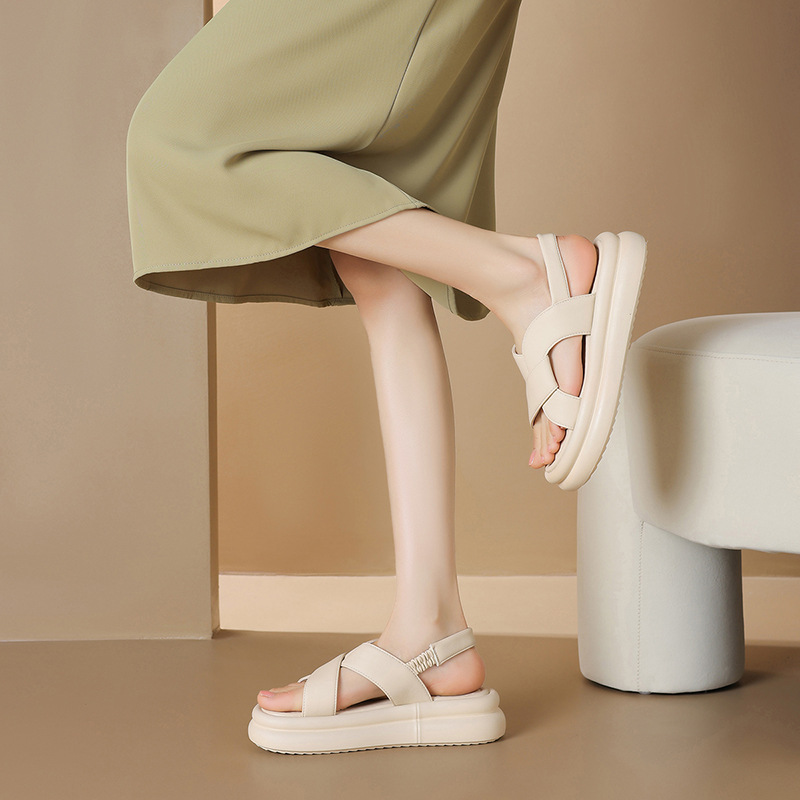 Sandalias Augustion cuidadosamente seleccionadas para mujer 2025 nuevo estilo de verano, deportes y ocio, suela blanda, zapatillas de suela gruesa para mujer