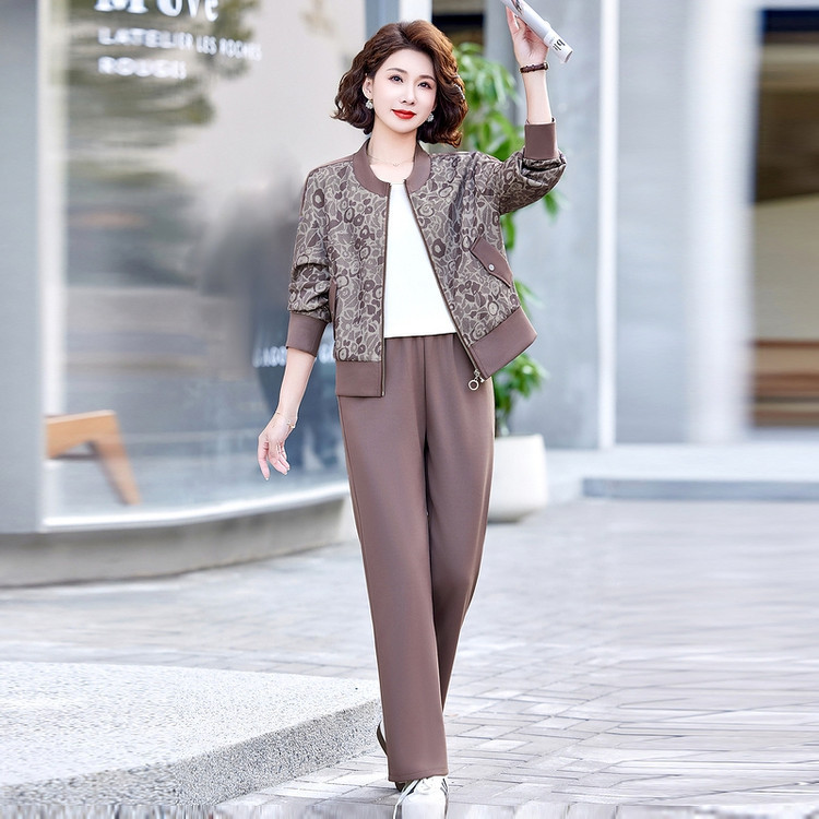 2025 spring and autumn fashion age-reducing mother's women's casual sports suit new middle-aged mother sportswear two-piece set